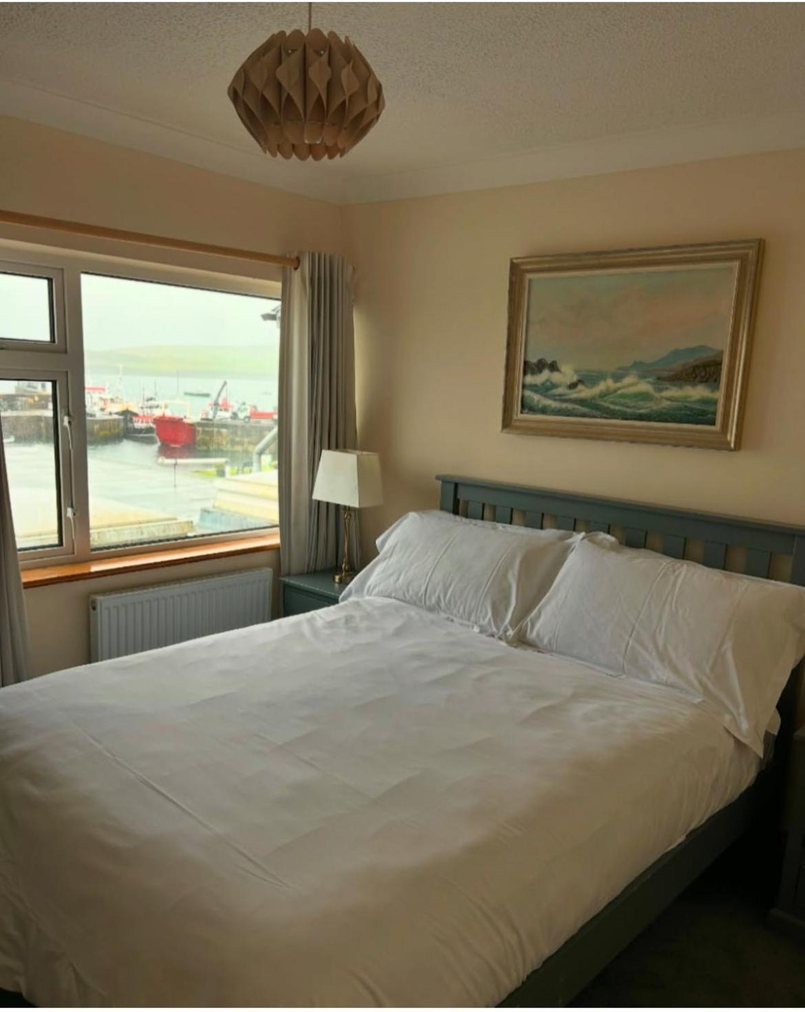 Oliver'S Seafood Bar, Bed & Breakfast Cleggan Екстер'єр фото