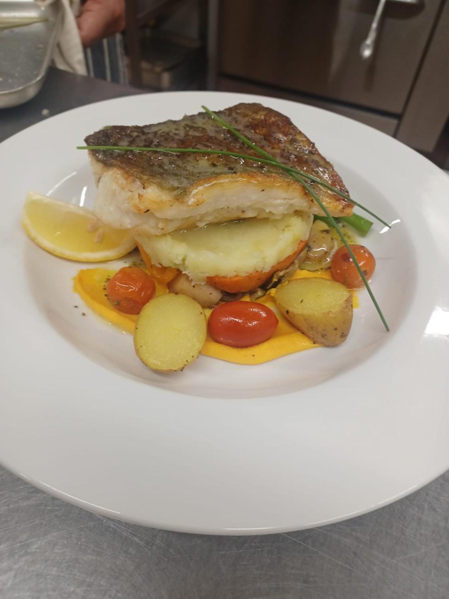 Oliver'S Seafood Bar, Bed & Breakfast Cleggan Екстер'єр фото